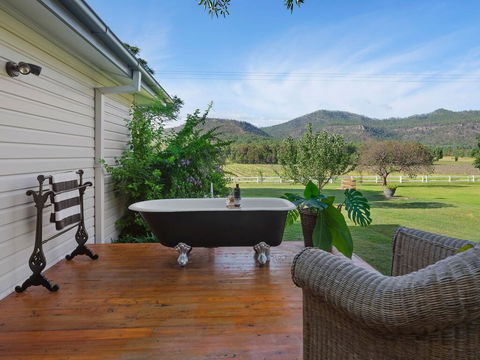 Meerea Country Estate Adjoining Wollombi National Park - Redcliffe Tourism 2