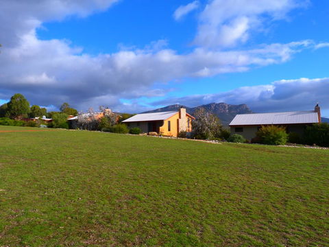 Meringa Springs - Redcliffe Tourism 2