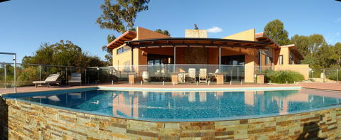 Meringa Springs - Redcliffe Tourism 1