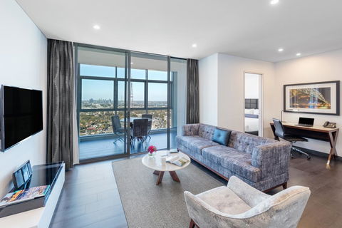 Meriton Suites Chatswood - Redcliffe Tourism 0