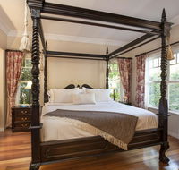 Merrow Cottages - Gatehouse - Redcliffe Tourism