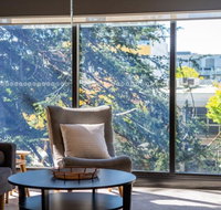 Midnight Apartments Accommodate Canberra - Redcliffe Tourism