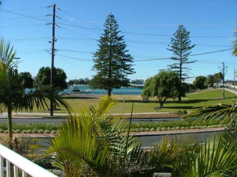Mirage, Unit 101, 6-10 Manning Street - Redcliffe Tourism 0