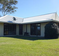 Molly Morgan Vineyard - Redcliffe Tourism