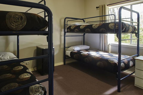 Mountain View Holiday Retreat - Redcliffe Tourism 2