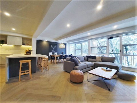 Mt Buller Chalet Hotel & Suites - Redcliffe Tourism 1