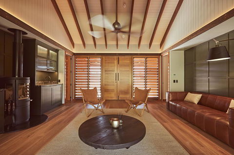 Mt Mulligan Lodge - Redcliffe Tourism 2