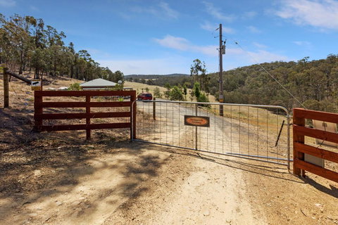 Mt Taylor Country Retreat-15 Minutes To Bairnsdale - Redcliffe Tourism 1