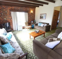 Muller's Cottage at Hat Head Pet Friendly - Redcliffe Tourism