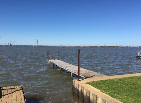 Mulwala Waterside - Redcliffe Tourism 1