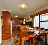 Myall Manor - Redcliffe Tourism