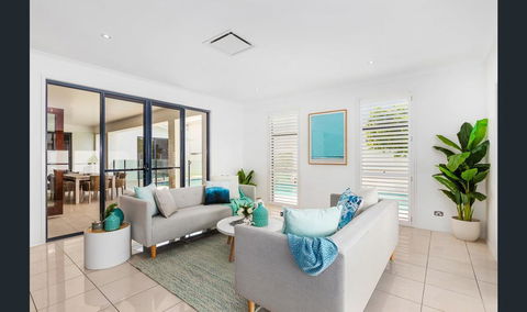 Narrabeen Beach House - Redcliffe Tourism 2