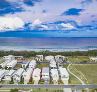 NAUTiLUS OCEAN BREEZE - Redcliffe Tourism