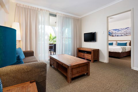 Broadwater Resort Como - Redcliffe Tourism 10