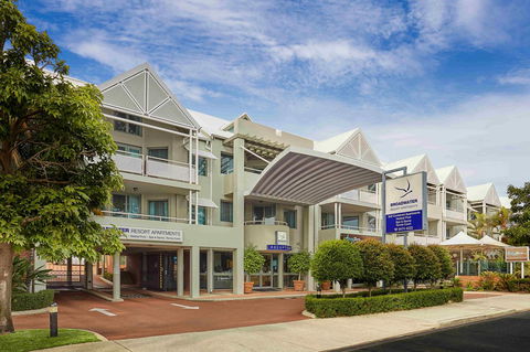 Broadwater Resort Como - Redcliffe Tourism 0