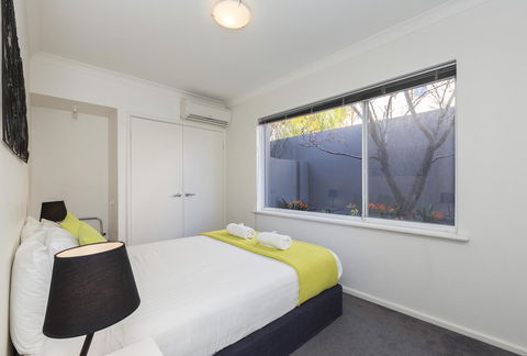 Cottesloe Beach House II - Redcliffe Tourism 13