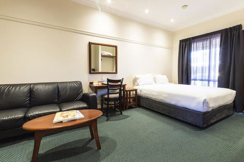 Stay Margaret River - Redcliffe Tourism 28