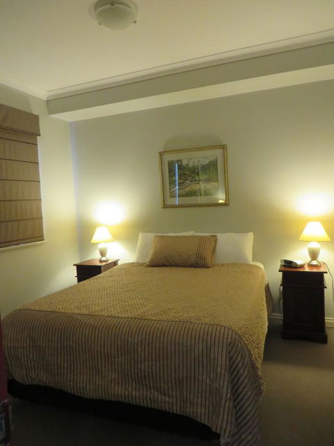 PTApartments - Redcliffe Tourism 6