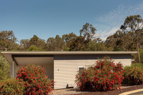 Cape Villas Dunsborough Unit 2 - Redcliffe Tourism 24