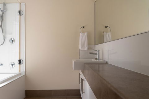 Cape Villas Dunsborough Unit 2 - Redcliffe Tourism 10