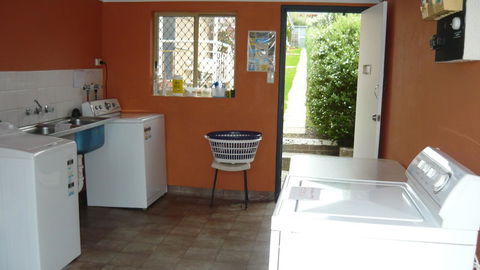 Albany Apartments - Redcliffe Tourism 15