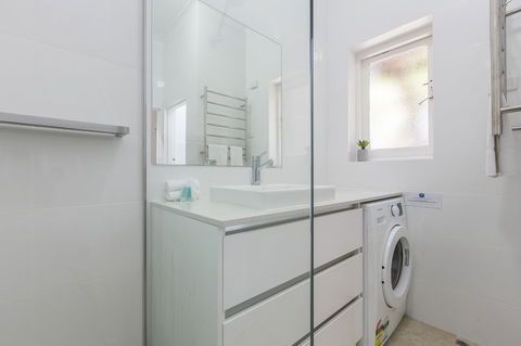Cottesloe Bel-Air Apartment - Redcliffe Tourism 10