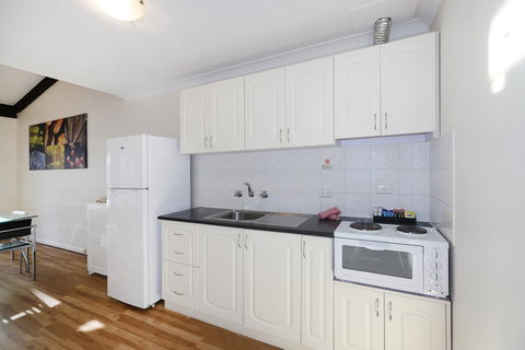 Seashore Memories - Sleeps 3 - Redcliffe Tourism 8