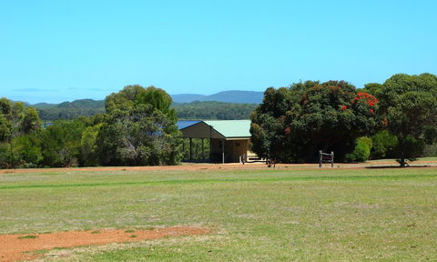 Riverside Retreat Chalets, Walpole - Redcliffe Tourism 13