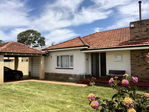 Inglewood Comfort - Redcliffe Tourism 9