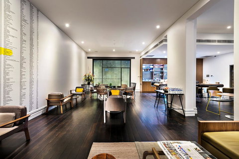 Hougoumont Hotel Fremantle - Redcliffe Tourism 10