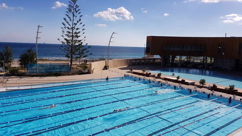 West Beach Lagoon 208 â€“ Great Value! - Redcliffe Tourism 31