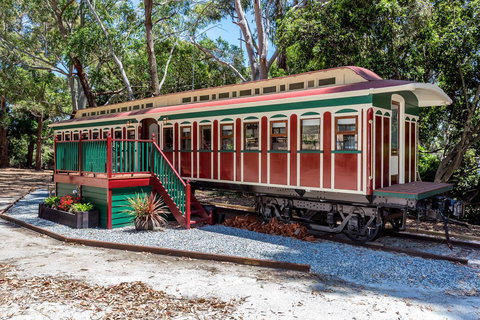 Quiet Escapes Cottages - Redcliffe Tourism 13