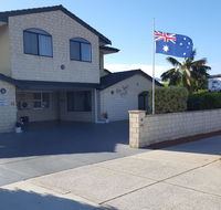 Palm Beach Bed  Breakfast - Redcliffe Tourism