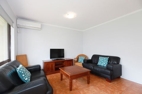 West Beach Lagoon 204 â€“ Ground Floor - Redcliffe Tourism 8