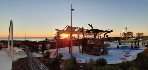 West Beach Lagoon 204 â€“ Ground Floor - Redcliffe Tourism 33