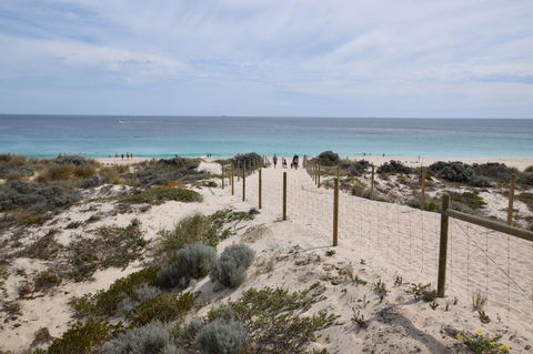 West Beach Lagoon 204 â€“ Ground Floor - Redcliffe Tourism 29
