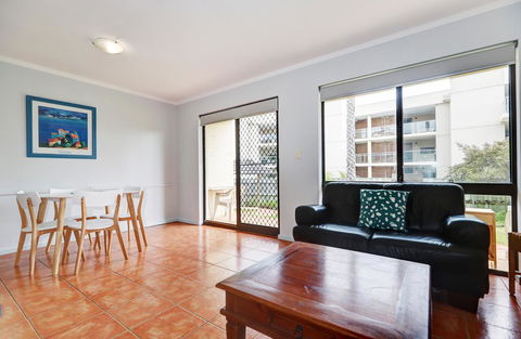 West Beach Lagoon 204 â€“ Ground Floor - Redcliffe Tourism 10