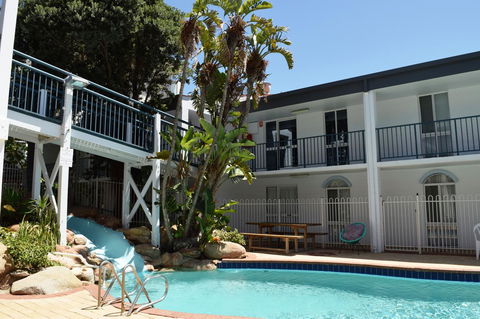West Beach Lagoon 204 â€“ Ground Floor - Redcliffe Tourism 0