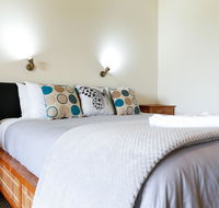 Karri Aura - Redcliffe Tourism