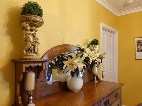 The Blacksmiths Cottage - Redcliffe Tourism 10