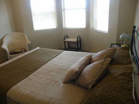 Ocean View Retreat - Redcliffe Tourism 38