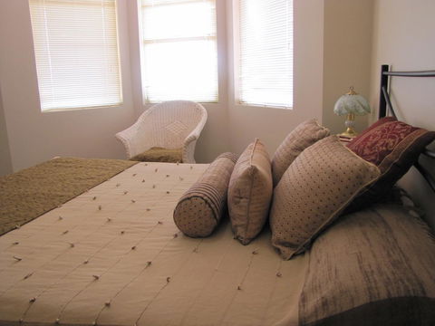 Ocean View Retreat - Redcliffe Tourism 39