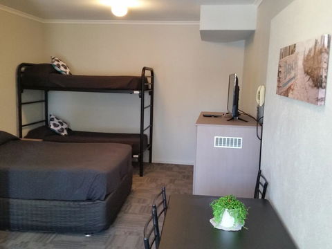 Mandurah Foreshore Motel - Redcliffe Tourism 12