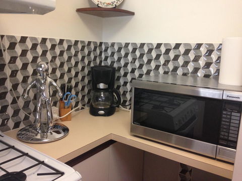 â˜… Stylish Family Home! â˜… - Redcliffe Tourism 16