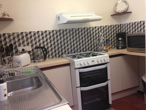 â˜… Stylish Family Home! â˜… - Redcliffe Tourism 15