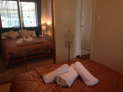 â˜… Stylish Family Home! â˜… - Redcliffe Tourism 12