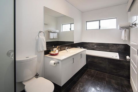 Churchill Studios - Redcliffe Tourism 1