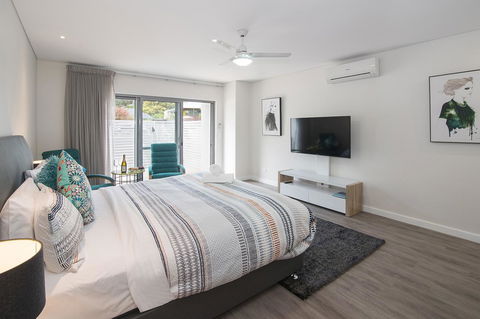 Churchill Studios - Redcliffe Tourism 2