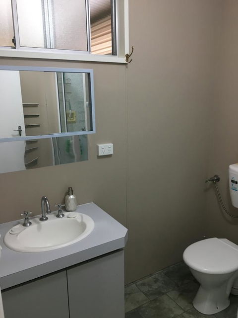 Amazing River House - Redcliffe Tourism 14