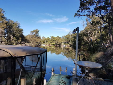 Amazing River House - Redcliffe Tourism 25